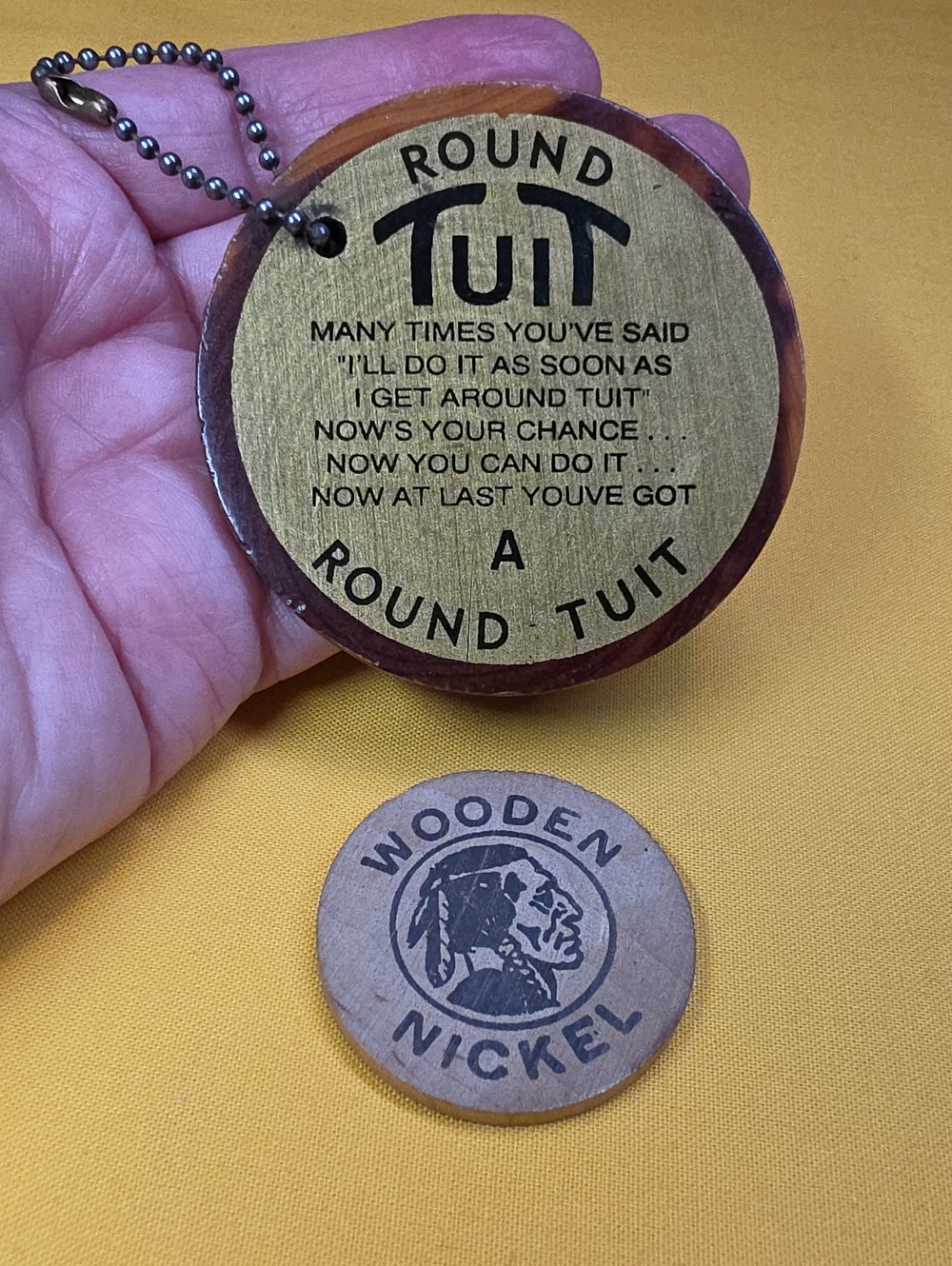 Vintage Souvenir Token Lot - Yellowstone Round Tuit Keychain & 1976 Bicentennial